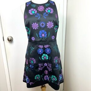 Cynthia Rowley Floral Fit n’ Flare Embroidered Scuba Dress sz 10 Party Celeb Fav